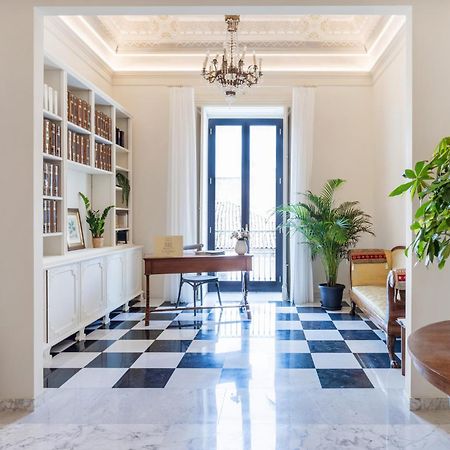 Palazzo Costarelli - Bed And Breakfast Catánia Buitenkant foto