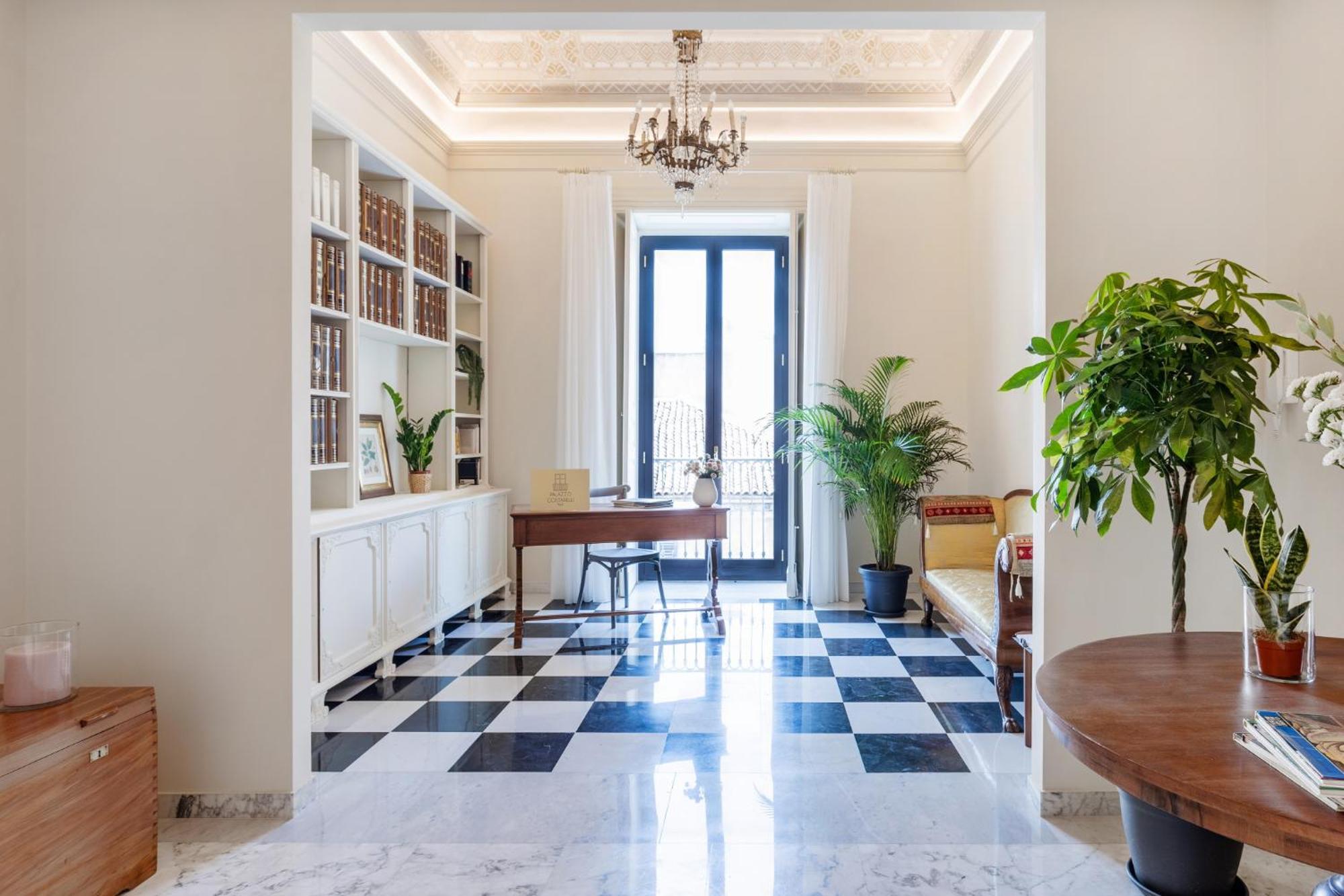 Palazzo Costarelli - Bed And Breakfast Catánia Buitenkant foto